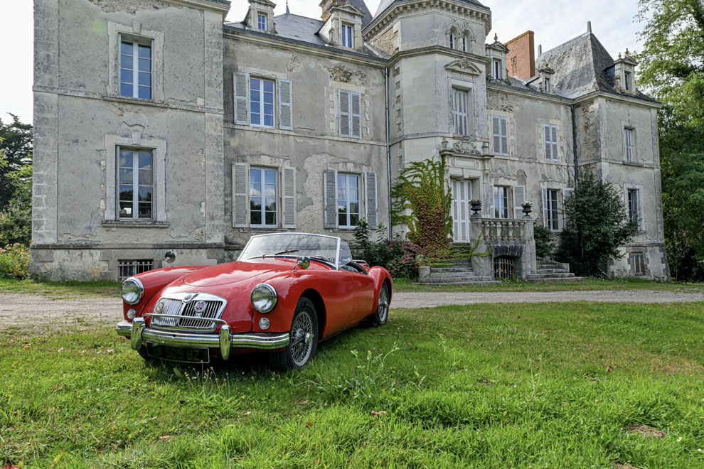 Location voiture ancienne pour photo de mariage